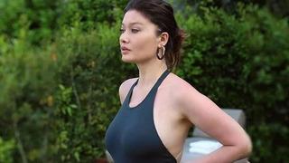 İstanbul'u terk edeceğini açıklamıştı! Nurgül Yeşilçay imaj değiştirdi: Bir gün kazıtıp...