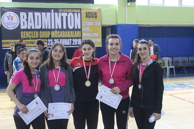 Erzincan Spor Lisesi grup birincisi oldu