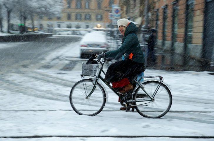 O ülkeye yıllar sonra ilk kez kar yağdı G4