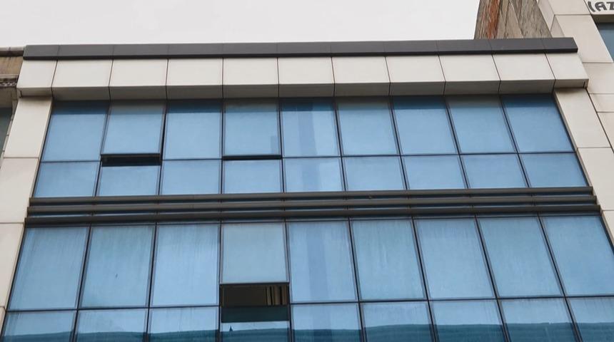 İnsan sağlığı böyle riske atıldı! İstanbul'da ruhsatsız 3 klinik ve muayenehane mühürlendi