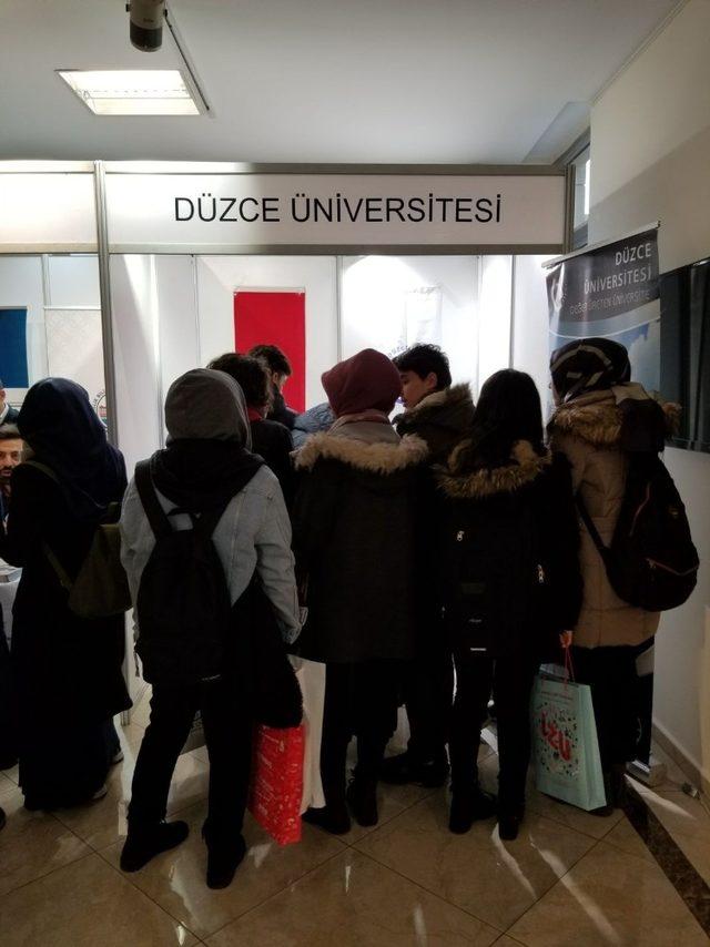 Düzce Üniversitesi İstanbul’da tanıtıldı