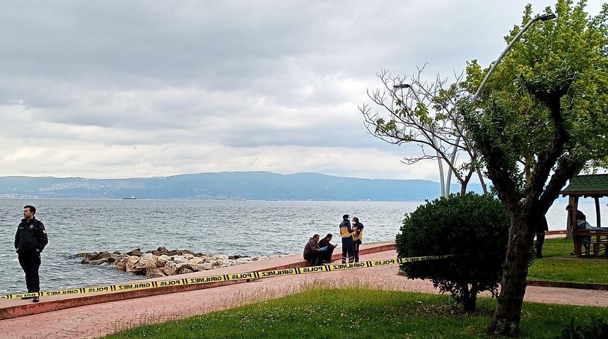 Kocaeli'de kayalıklarda erkek cesedi bulundu