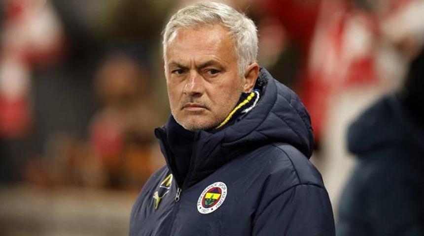 Jose Mourinho'dan flaş açıklama! "Onurumuz ve gururumuz adına..."