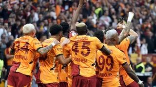 Süper Lig'de 2024/2025 sezonunun şampiyon Galatasaray! Sarı-Kırmızılılar üst üste 3. kez toplamda 25. kez ipi göğüsledi ve 5. yıldızı takan ilk kulüp oldu