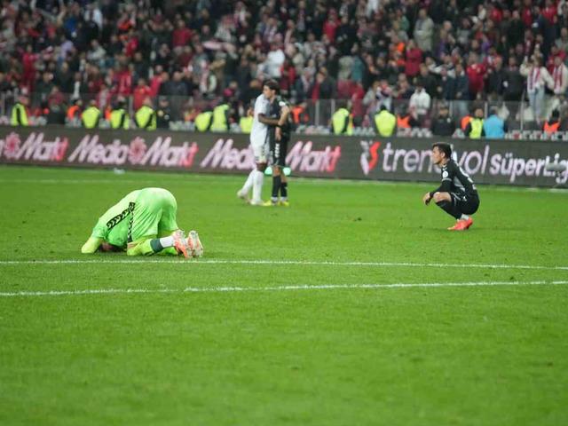 Küme düşen üçüncü takım belli oldu!