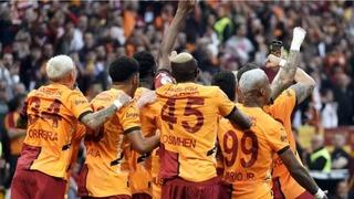 Ünlü isimler Galatasaray'ın şampiyonluğunu kutladı! '5. yıldız takıldı! 