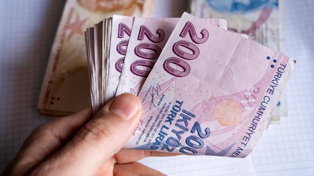 Emekliler kritik güne odaklandı! Uzman isim tarih verdi... Bayram ikramiyesinde 'Bir şeye daha dikkat çekmek istiyorum' diyerek o detayı açıkladı