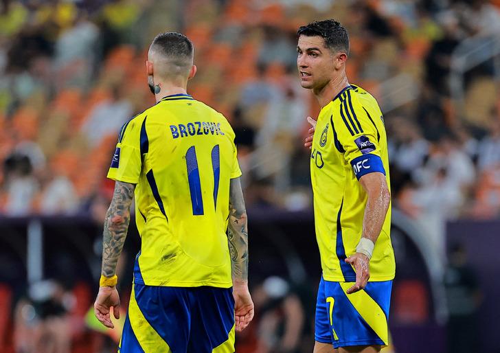 Herkes bunu konuşuyor! Şampiyonluğun ardından Süper Lig devinden Ronaldo hamlesi... İngilizler duyurdu! G4