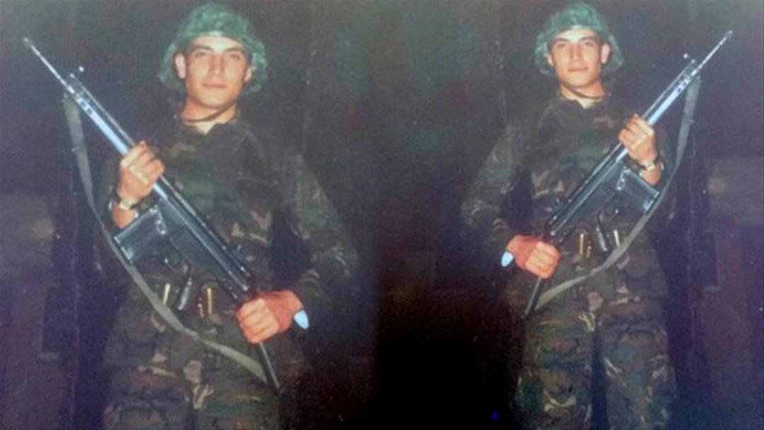 İşte askerlik fotoğrafı! Kim olduğunu bulabildiniz mi? 