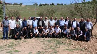 Ortaokul arkadaşları 40 yıl sonra buluştu