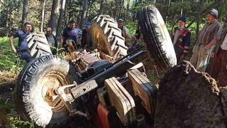 Sındırgı’da traktör altında kalan sürücü hayatını kaybetti