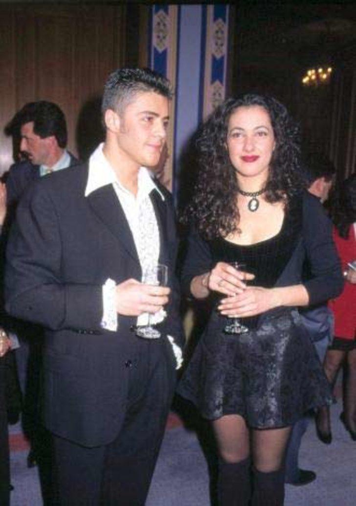 Burak Kut 1993 yılında, oyuncu Meltem Cumbul ile aşk yaşamaya başladı. Çift birlikte geçen 4 yılın ardından 1997 yılında ilişkilerini noktaladı.