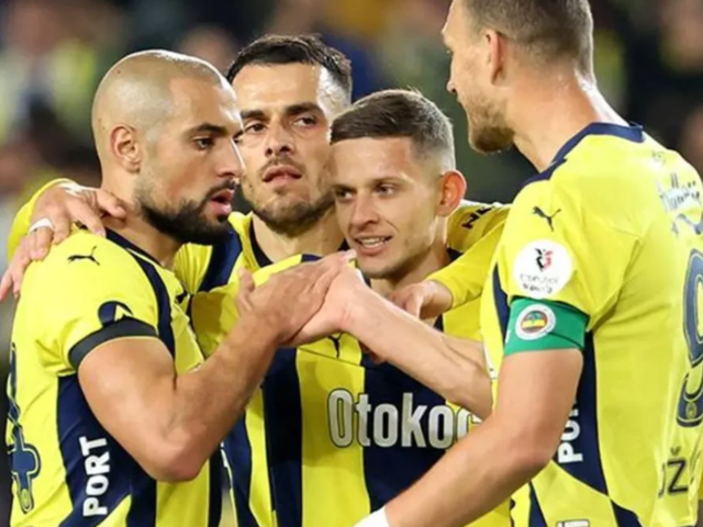 Şampiyonluk kaçtı, Fenerbahçeli yıldızın paylaşımı taraftarı çileden çıkardı!