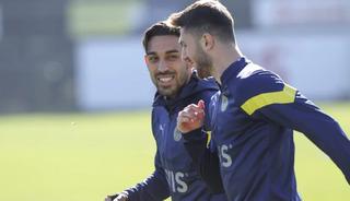 Fenerbahçeli İsmail Yüksek, sosyal medya hesabından Galatasaray'ı takibe aldı!