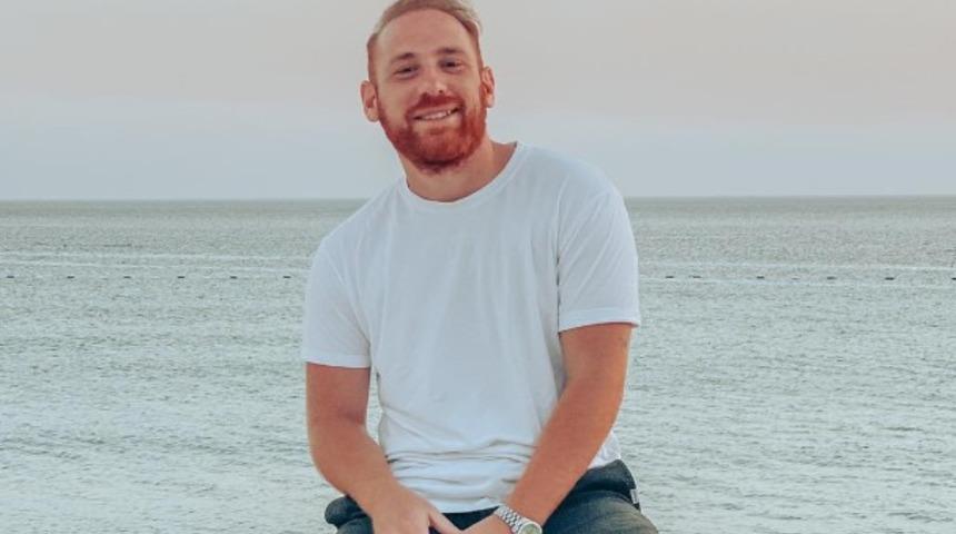 Çocuklar Duymasın'ın Havuç'u Furkan Kızılay evleniyor! İşte nişandan ilk kareler