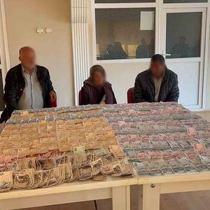 Dilencilerin 5 saatte topladığı para 'pes' dedirtti! Üçü birden yakalandı: Kat kat fazlası ceza yediler