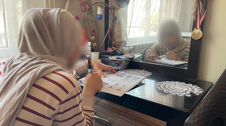 Öğretmen derste tesettürlü öğrencisine 'Karabaş' diye seslendi! Soruşturma başlatıldı!