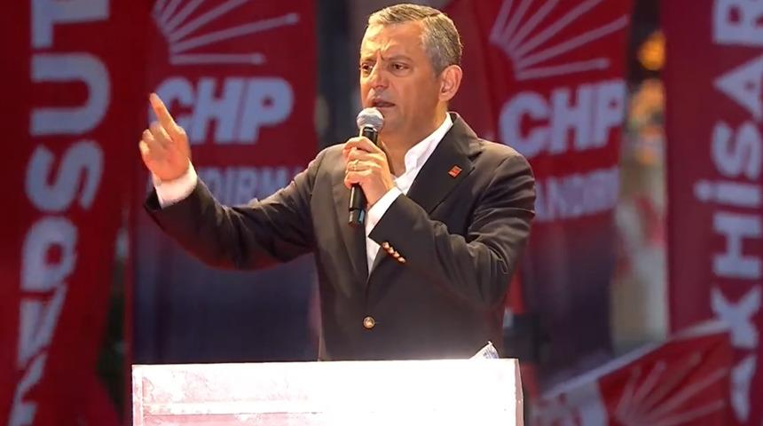 "Sana sesleniyorum Erdoğan" deyip meydan okudu! Özgür Özel'den 'ahtapot' yanıtı: "Kendine güveniyorsan İmamoğlu'nu canlı yayında yargıla"