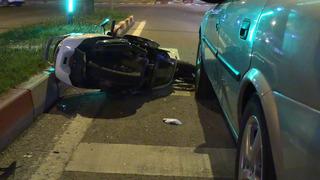 Tavşanlı'da motosiklet 2 otomobile çarptı: 1 kişi yaralandı