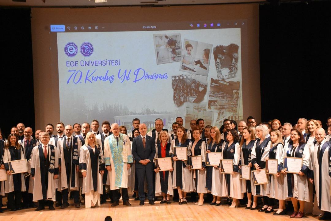 IZMIR--YOK-BASKANI-OZVAR-TURKIYE-SURIYE_722993_213651