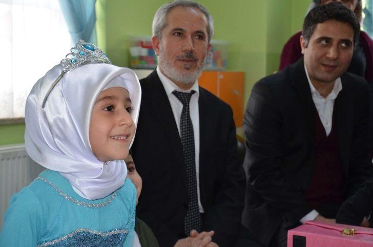 Minik öğrenciler Kur’an-ı Kerim öğreniyorlar G3