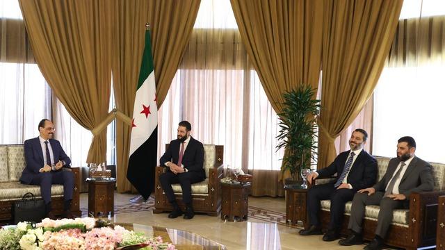 MİT Başkanı Kalın, Suriye'de Cumhurbaşkanı Şara ve heyetiyle görüştü