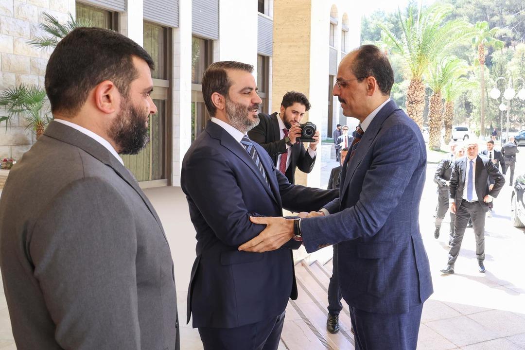 MİT Başkanı Kalın, Suriye de Cumhurbaşkanı Şara ve heyetiyle görüştü 1