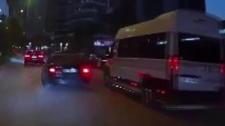 Adana’da makas atan otomobil zincirleme kazaya neden oldu