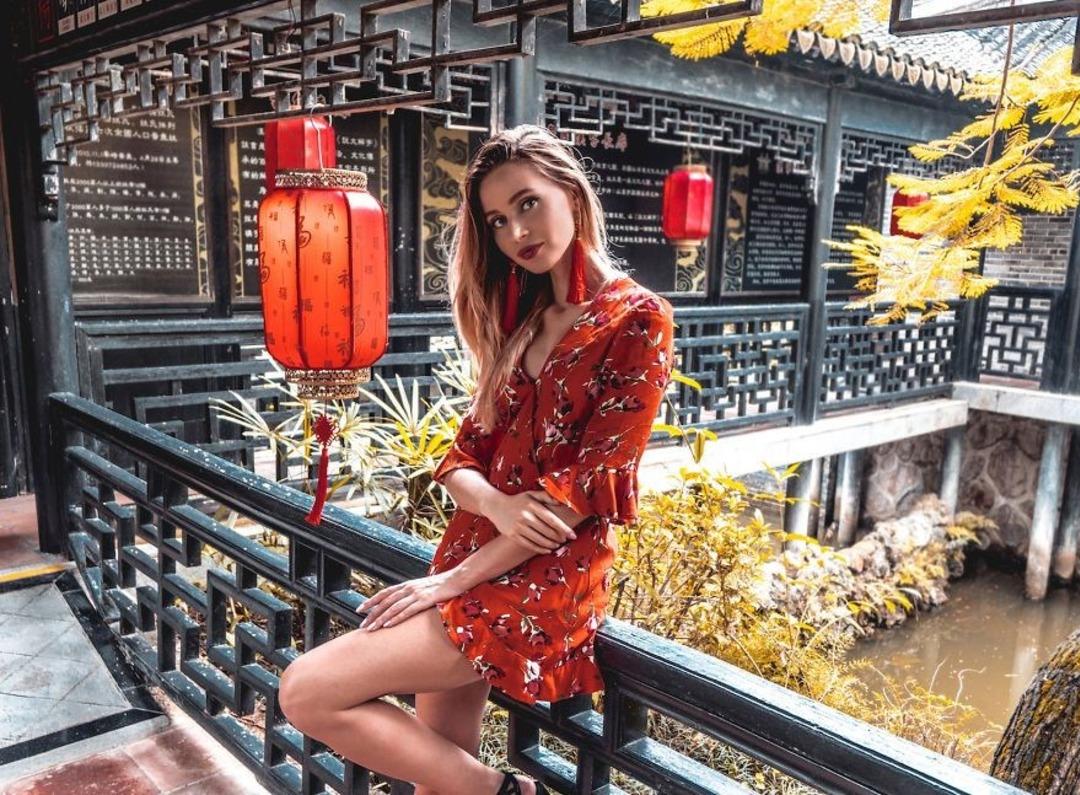 &Ccedil;in'i keşfetmek i&ccedil;in kariyerlerinden vazge&ccedil;tiler