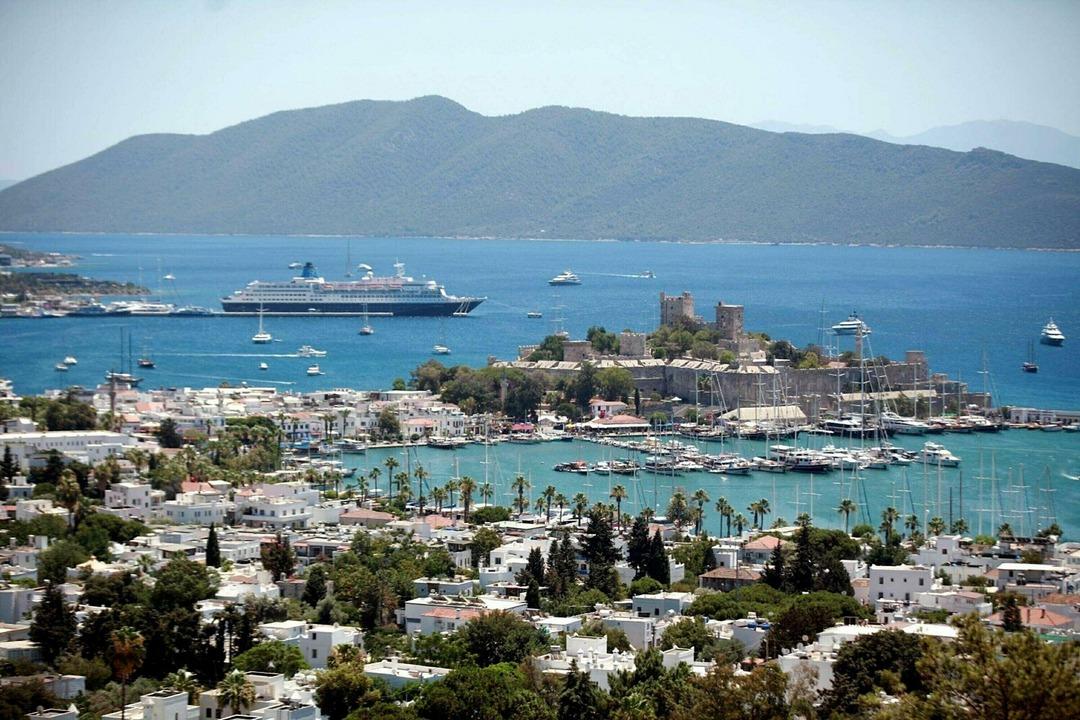 BODRUMDA-YAZ-SEZONU-ODA-FIYATLARI-KISI-_724017_213967