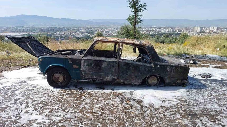 Aydın’da otomobil küle döndü