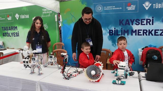 17. Uluslararası MEB Robot Yarışması Kayseri'de başladı