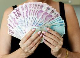 'Ciddi bir kolaylık' Ev kadınlarının emekliliğinde detayları 3 maddede sıraladı! 'Yaş, prim tutarı, prim gün sayısı...'