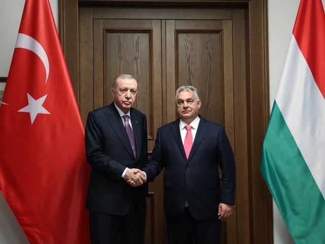 Cumhurbaşkanı Erdoğan ile Macaristan Başbakanı Orban bir araya geldi