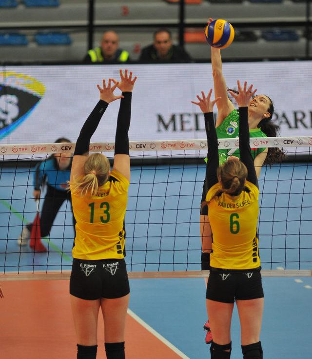 Bursa BŞB, Kadınlar CEV Challenge Kupası'nda yarı finale yükseldi