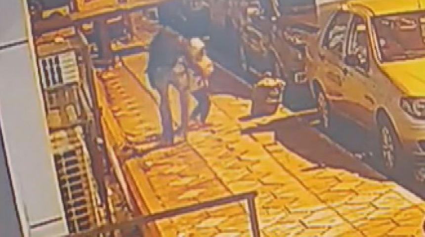 Babası bagajdan eşya alan çocuğu kaçırmaya çalışan şüpheli tutuklandı!