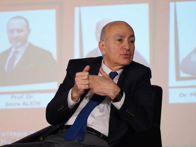 Mahfi Eğilmez'den faiz yorumu: "Temmuz toplantısını indirim yapmadan geçemeyecekler"