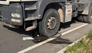 Bolu'da tırın çarptığı bisikletli genç ağır yaralandı