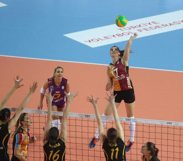 Filedeki Türk derbisinde kazanan VakıfBank