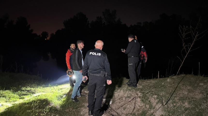 Sakarya Nehri'nde kaybolan kişi için arama yapıldı
