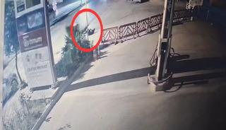 Adana'da bir kadın eski eşini sokak ortasında vurdu