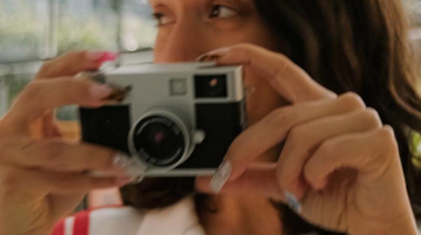 Fujifilm X Half dijital fotoğraf makinesi tanıtıldı: İşte özellikleri!