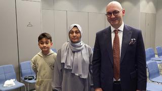 2 aylık hamileyken böbrek kanseri teşhisi konuldu; Bebeğine doktorunun adını verdi! Uzmanlar 'sinsi hastalığa' karşı uyardı...