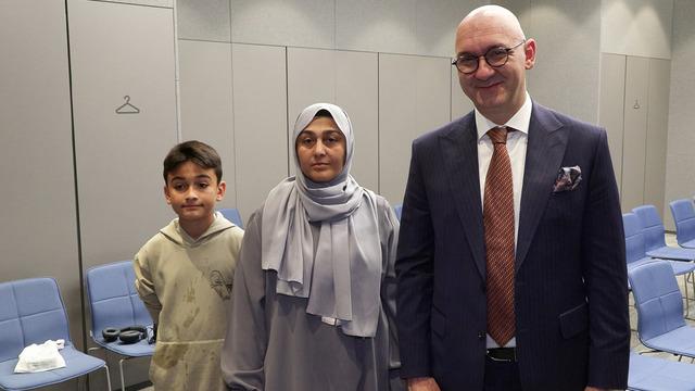 2 aylık hamileyken böbrek kanseri teşhisi konuldu; Bebeğine doktorunun adını verdi! Uzmanlar 'sinsi hastalığa' karşı uyardı...