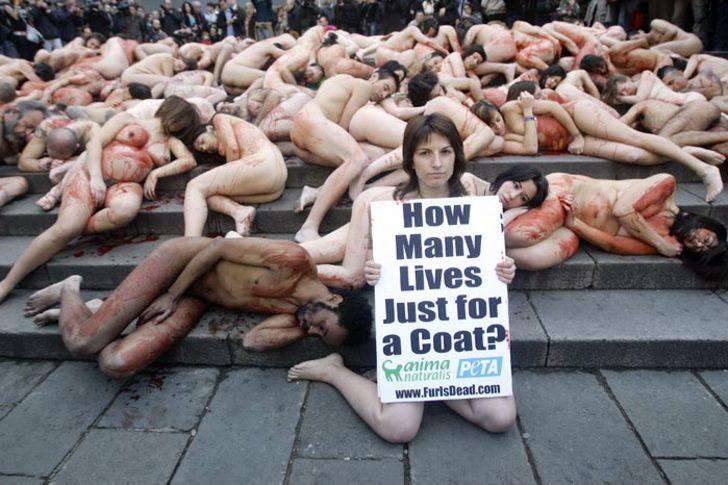 Katliama Çıplak Protesto G5