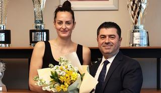 VakıfBank Kadın Voleybol Takımı'nda iki ayrılık