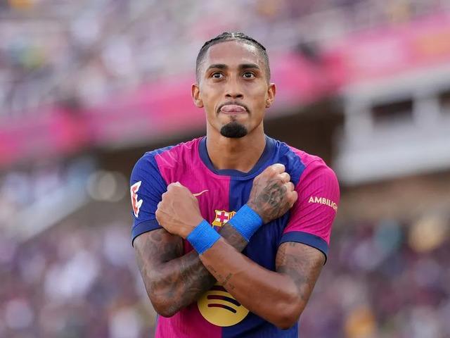 Barcelona'nın yıldızı sözleşmesini yeniledi