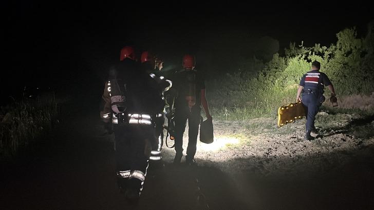 Ormanda kazdıkları kuyuda mahsur kalan 2 kişi için kurtarma çalışması başlatıldı G5