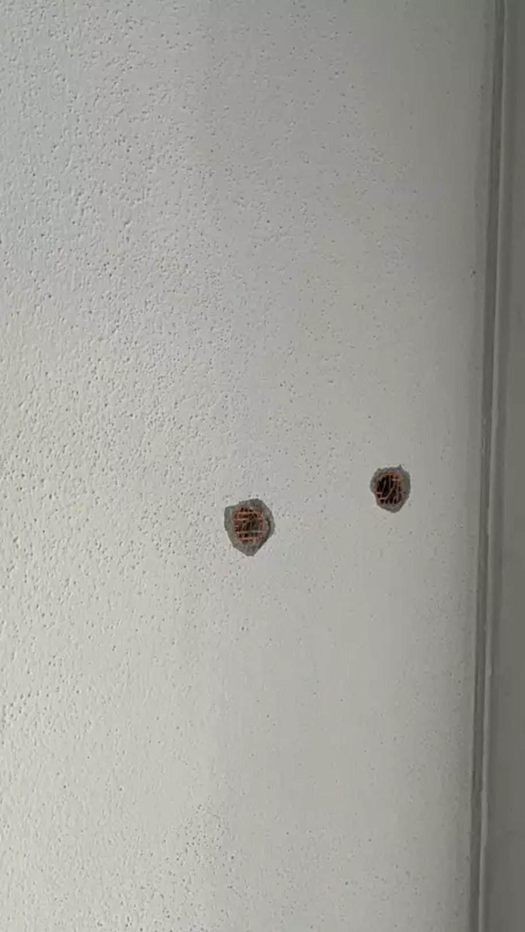 Bursa da şoke eden olay! Aynı apartmanda oturan kardeşi hiltiyle evinin tavanını deldi 2