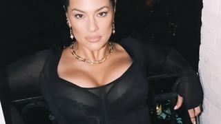 Dünyanın en seksi kadını seçilmişti! Ashley Graham özel geceye böyle hazırlandı! Peş peşe yayınladı...